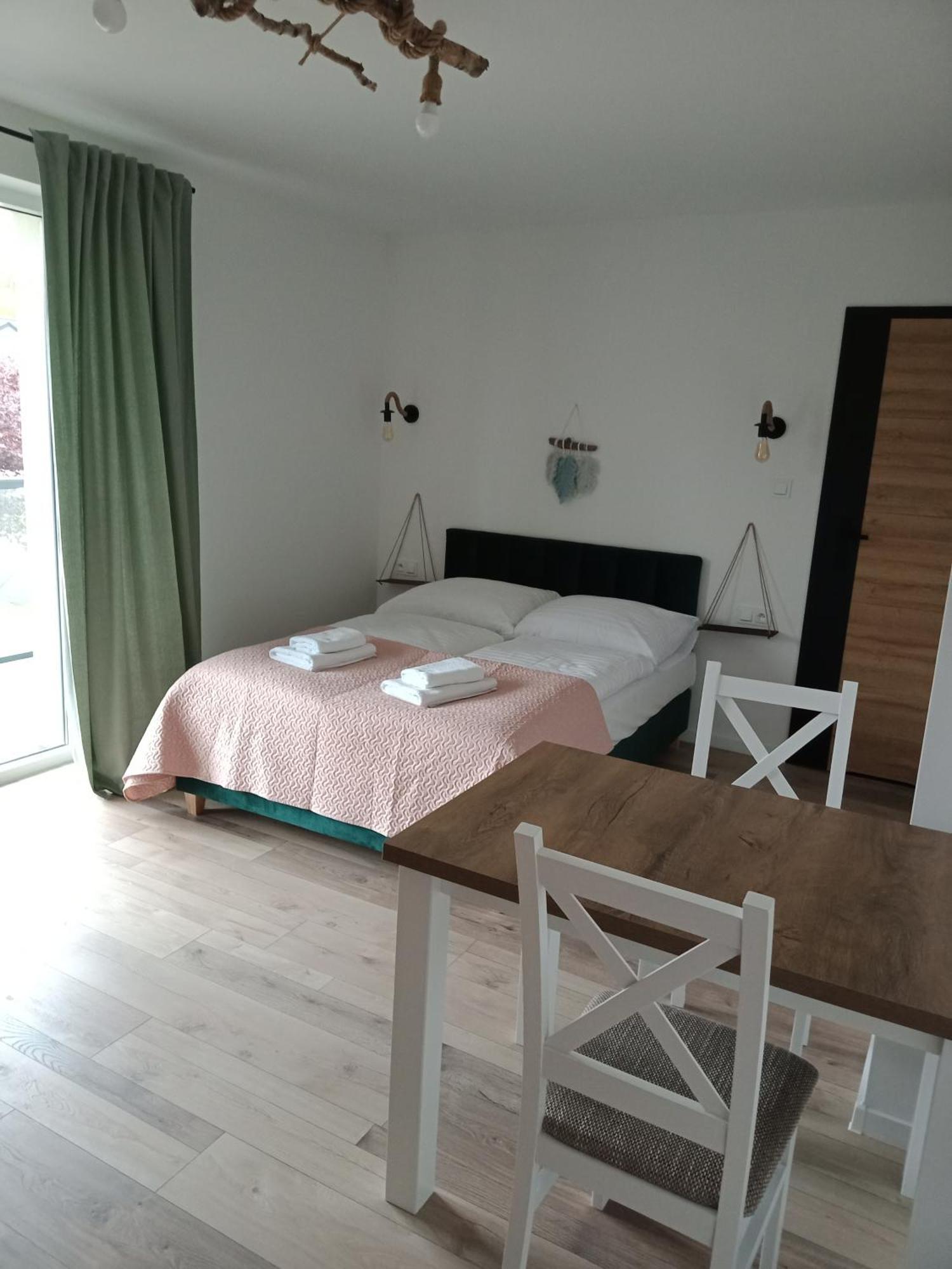 Czarny Baran Dębki Quarto foto